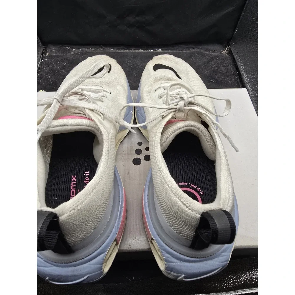 Women Nike Invincible‎ Run3